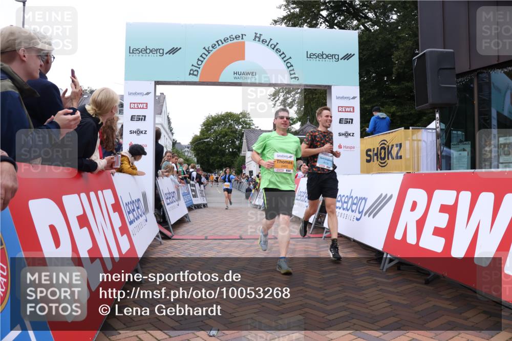 30.08.2026 - Blankeneser Heldenlauf Lena Gebhardt http://msf.ph/oto/10053268 30.08.2026 12:03:56 Ziel 2281, 2444, 2460, 2682, 4174, 4185 meine-sportfotos.de