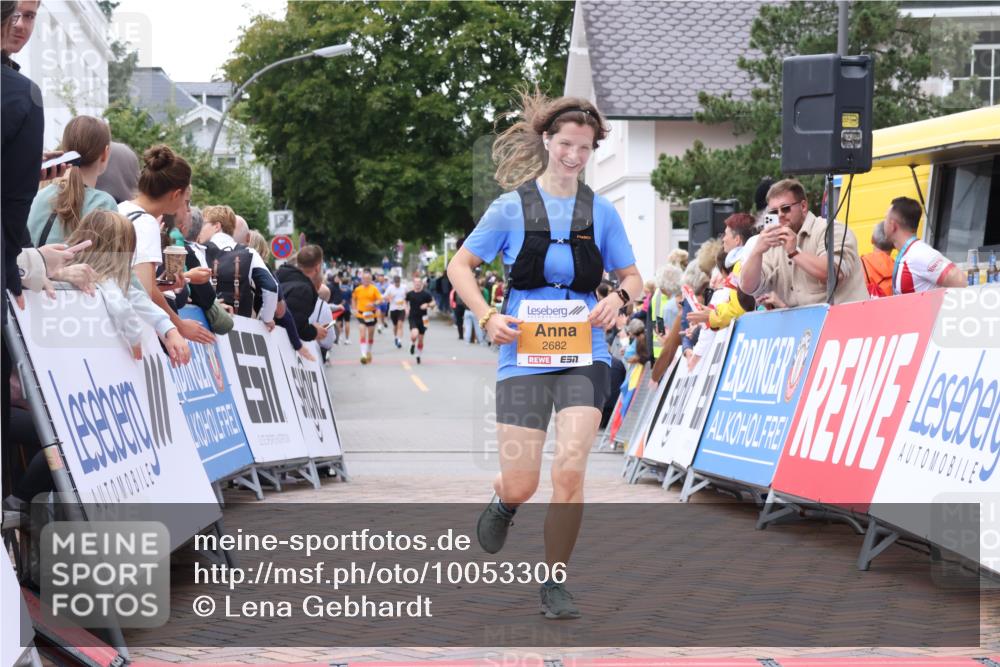 30.08.2026 - Blankeneser Heldenlauf Lena Gebhardt http://msf.ph/oto/10053306 30.08.2026 12:03:59 Ziel 2444, 2460, 2682, 4174 meine-sportfotos.de