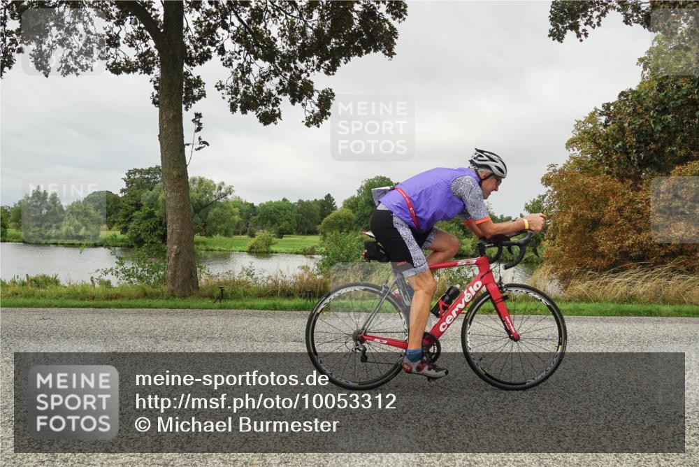 30.08.2026 - Elbe Triathlon Hamburg Michael Burmester http://msf.ph/oto/10053312 30.08.2026 10:28:37 Radfahren 395, 789, 843, 865, 896, 1032, 1085 meine-sportfotos.de