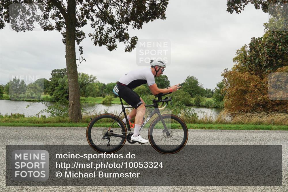 30.08.2026 - Elbe Triathlon Hamburg Michael Burmester http://msf.ph/oto/10053324 30.08.2026 10:28:42 Radfahren 865, 1024, 1032, 1085 meine-sportfotos.de