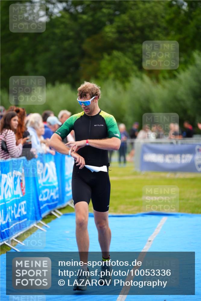 30.08.2026 - Elbe Triathlon Hamburg LAZAROV Photography http://msf.ph/oto/10053336 30.08.2026 10:51:01 Ziel 285, 532, 567 meine-sportfotos.de