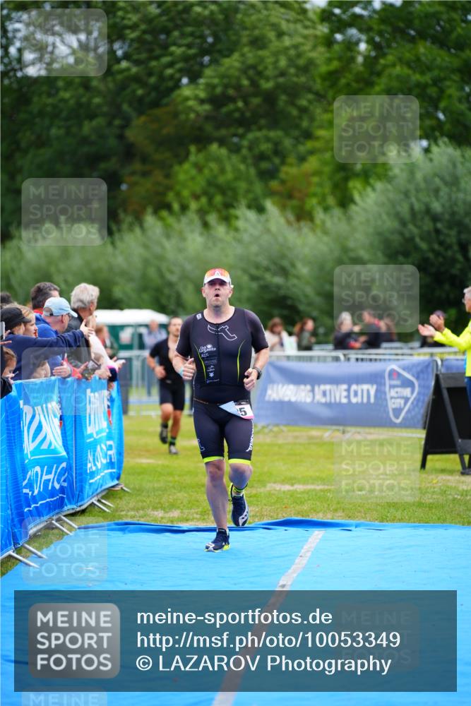 30.08.2026 - Elbe Triathlon Hamburg LAZAROV Photography http://msf.ph/oto/10053349 30.08.2026 10:51:04 Ziel 285, 532, 567 meine-sportfotos.de