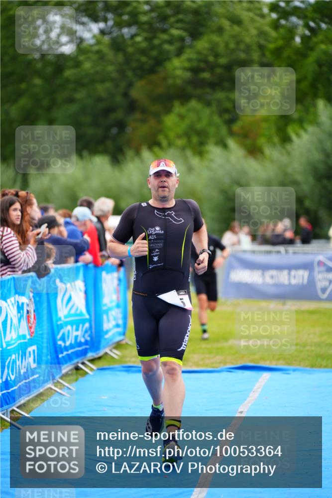 30.08.2026 - Elbe Triathlon Hamburg LAZAROV Photography http://msf.ph/oto/10053364 30.08.2026 10:51:06 Ziel 285, 567 meine-sportfotos.de