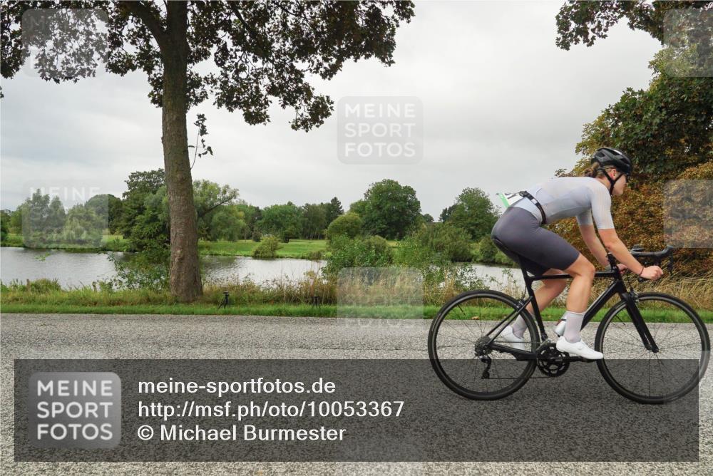 30.08.2026 - Elbe Triathlon Hamburg Michael Burmester http://msf.ph/oto/10053367 30.08.2026 10:29:38 Radfahren 808, 840, 881, 886, 887, 980, 990, 994, 1066, 1359, 1896 meine-sportfotos.de