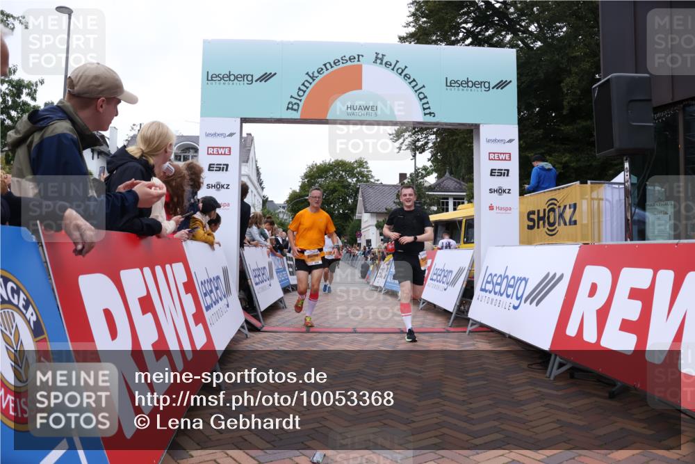 30.08.2026 - Blankeneser Heldenlauf Lena Gebhardt http://msf.ph/oto/10053368 30.08.2026 12:04:12 Ziel 2352, 2501, 2581 meine-sportfotos.de