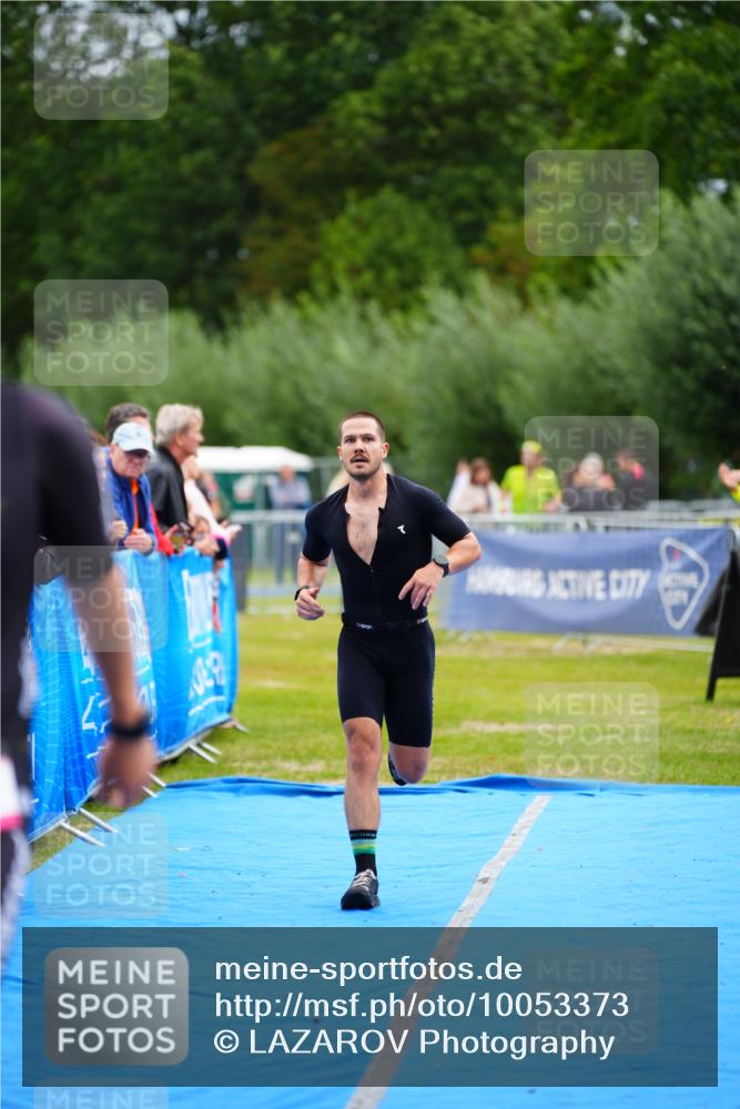 30.08.2026 - Elbe Triathlon Hamburg LAZAROV Photography http://msf.ph/oto/10053373 30.08.2026 10:51:09 Ziel 285, 567, 705 meine-sportfotos.de