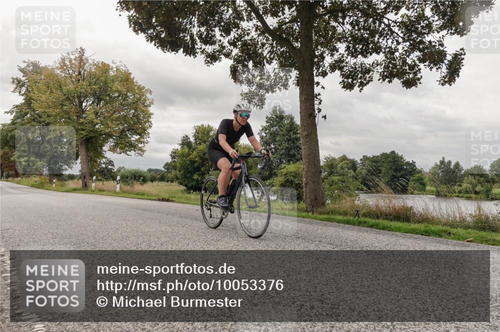 30.08.2026 - Elbe Triathlon Hamburg Michael Burmester http://msf.ph/oto/10053376 30.08.2026 10:47:52 Radfahren 926, 934, 982, 1013, 1254, 1335 meine-sportfotos.de