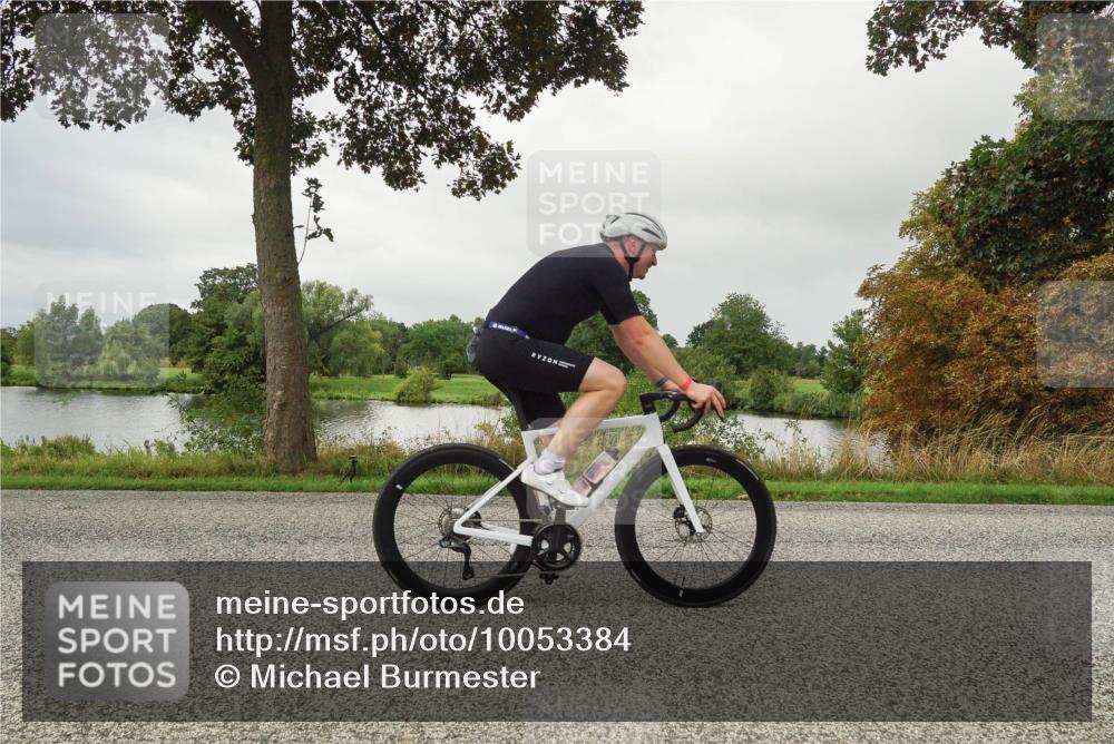 30.08.2026 - Elbe Triathlon Hamburg Michael Burmester http://msf.ph/oto/10053384 30.08.2026 10:29:44 Radfahren 980, 983, 1039, 1042, 1066, 1359, 1896 meine-sportfotos.de