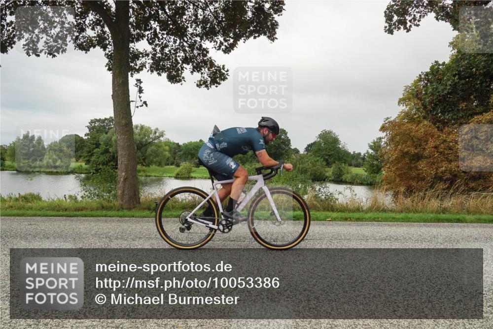 30.08.2026 - Elbe Triathlon Hamburg Michael Burmester http://msf.ph/oto/10053386 30.08.2026 10:29:45 Radfahren 883, 980, 983, 1039, 1042, 1066, 1359, 1896 meine-sportfotos.de