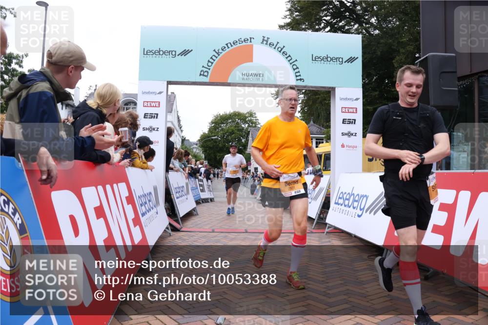 30.08.2026 - Blankeneser Heldenlauf Lena Gebhardt http://msf.ph/oto/10053388 30.08.2026 12:04:14 Ziel 2352, 2467, 2501, 2581 meine-sportfotos.de