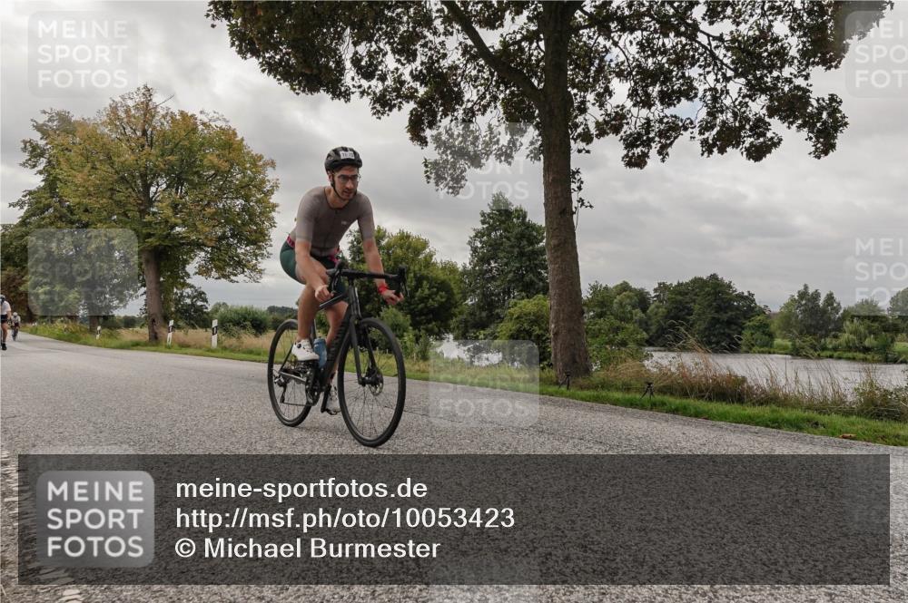 30.08.2026 - Elbe Triathlon Hamburg Michael Burmester http://msf.ph/oto/10053423 30.08.2026 10:48:19 Radfahren 891, 958, 995, 1059, 1070, 1083, 1174 meine-sportfotos.de
