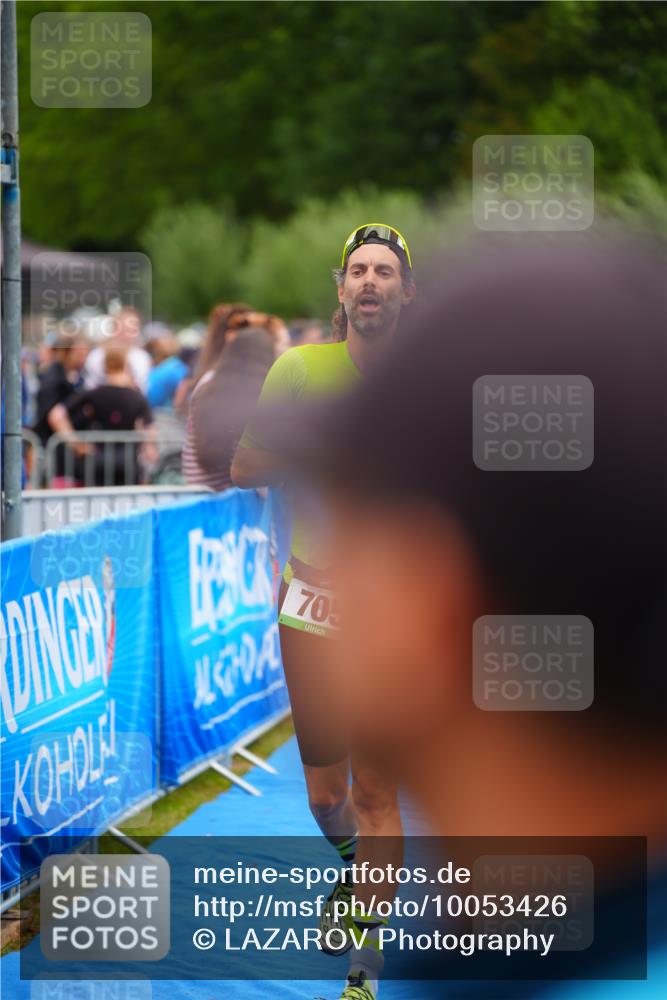 30.08.2026 - Elbe Triathlon Hamburg LAZAROV Photography http://msf.ph/oto/10053426 30.08.2026 10:51:17 Ziel 489, 705 meine-sportfotos.de