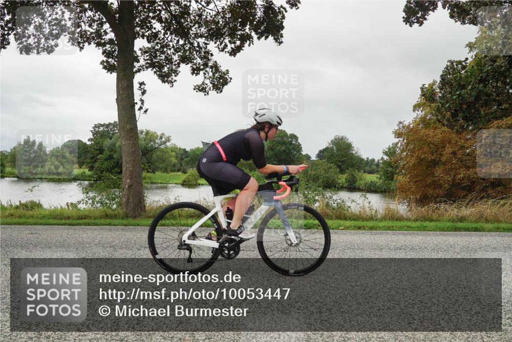 30.08.2026 - Elbe Triathlon Hamburg Michael Burmester http://msf.ph/oto/10053447 30.08.2026 10:30:43 Radfahren 604, 780, 838, 926, 1037, 1061 meine-sportfotos.de