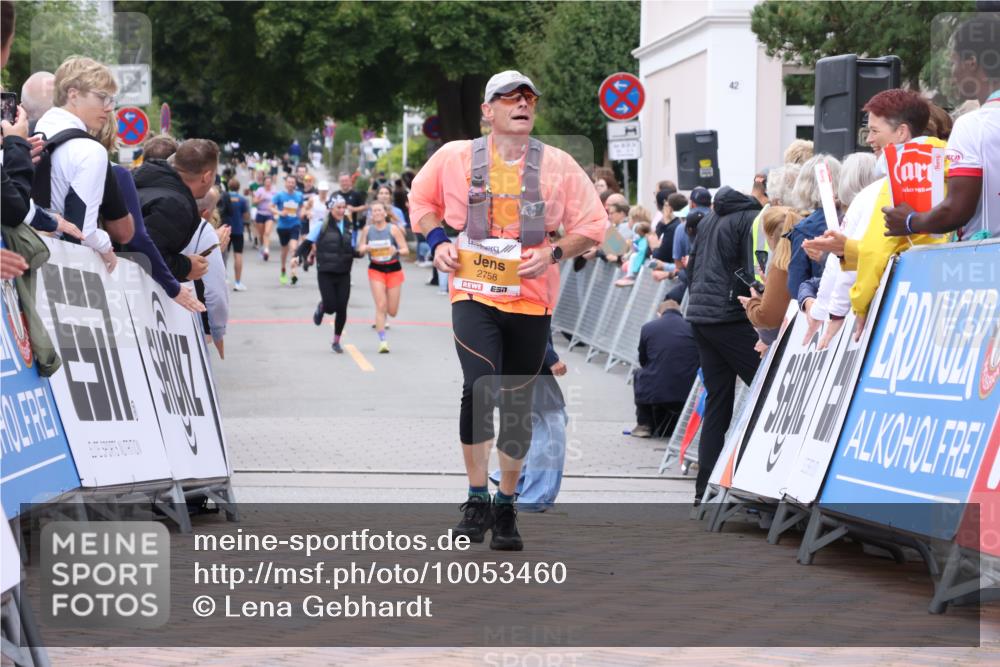 30.08.2026 - Blankeneser Heldenlauf Lena Gebhardt http://msf.ph/oto/10053460 30.08.2026 12:04:21 Ziel 2467, 2581, 2758 meine-sportfotos.de
