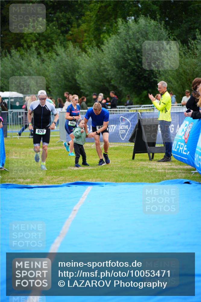 30.08.2026 - Elbe Triathlon Hamburg LAZAROV Photography http://msf.ph/oto/10053471 30.08.2026 10:51:28 Ziel 446, 670 meine-sportfotos.de