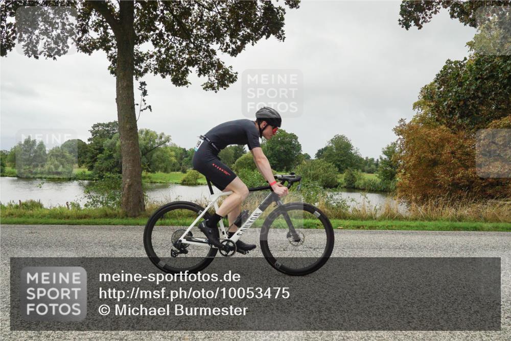 30.08.2026 - Elbe Triathlon Hamburg Michael Burmester http://msf.ph/oto/10053475 30.08.2026 10:31:13 Radfahren 646, 833, 1099 meine-sportfotos.de