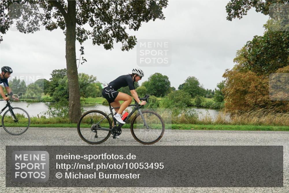 30.08.2026 - Elbe Triathlon Hamburg Michael Burmester http://msf.ph/oto/10053495 30.08.2026 10:31:38 Radfahren 710, 788, 934, 954, 957, 1000, 1013, 1057, 1058, 1076 meine-sportfotos.de