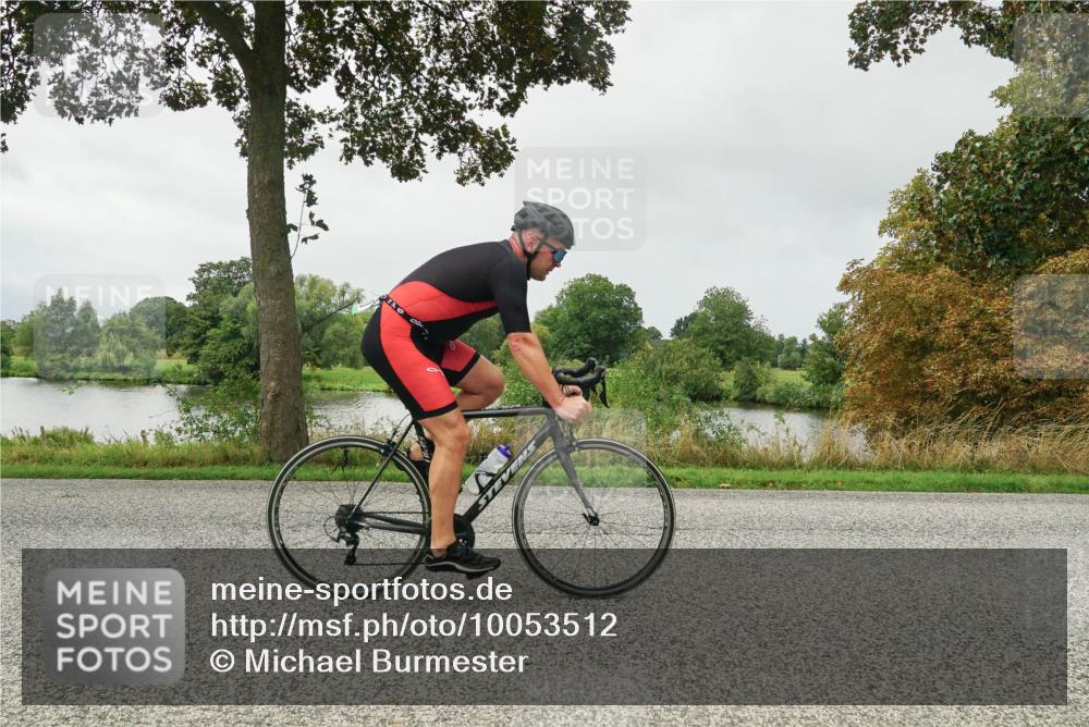 30.08.2026 - Elbe Triathlon Hamburg Michael Burmester http://msf.ph/oto/10053512 30.08.2026 10:31:43 Radfahren 710, 788, 1057, 1058, 1111 meine-sportfotos.de