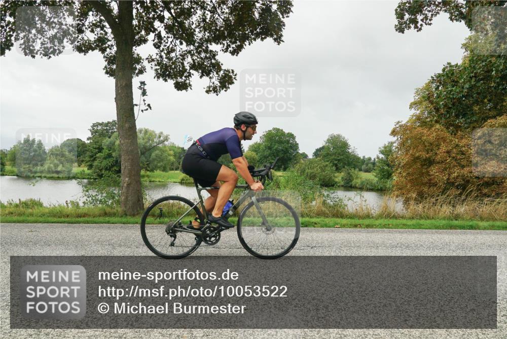 30.08.2026 - Elbe Triathlon Hamburg Michael Burmester http://msf.ph/oto/10053522 30.08.2026 10:31:57 Radfahren 1035, 1109 meine-sportfotos.de