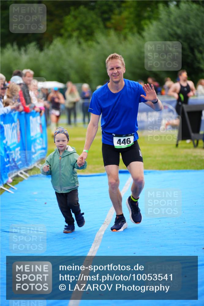 30.08.2026 - Elbe Triathlon Hamburg LAZAROV Photography http://msf.ph/oto/10053541 30.08.2026 10:51:35 Ziel 392, 446, 670 meine-sportfotos.de