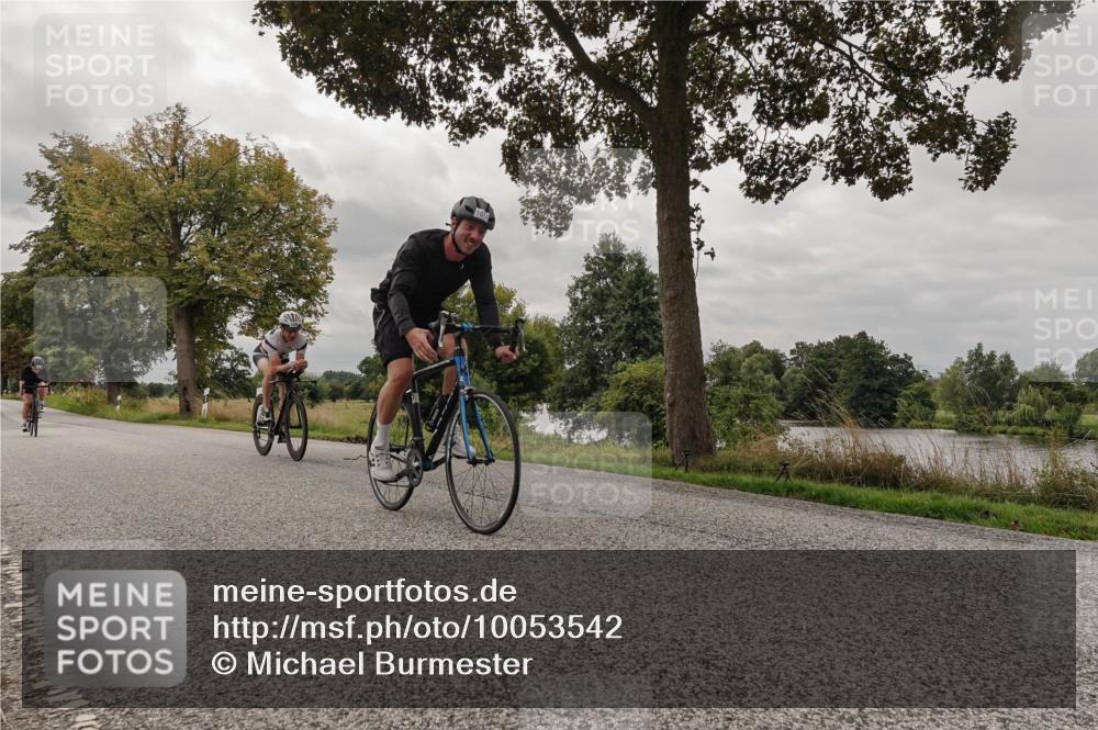 30.08.2026 - Elbe Triathlon Hamburg Michael Burmester http://msf.ph/oto/10053542 30.08.2026 10:50:12 Radfahren 932, 1006, 1017, 1145, 1295 meine-sportfotos.de