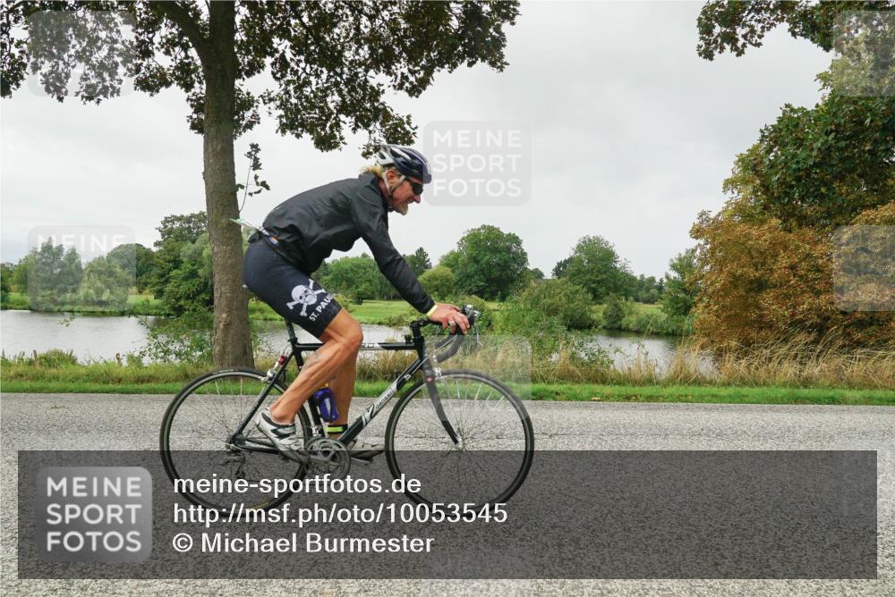 30.08.2026 - Elbe Triathlon Hamburg Michael Burmester http://msf.ph/oto/10053545 30.08.2026 10:32:18 Radfahren 720, 874, 932, 1083, 1091 meine-sportfotos.de