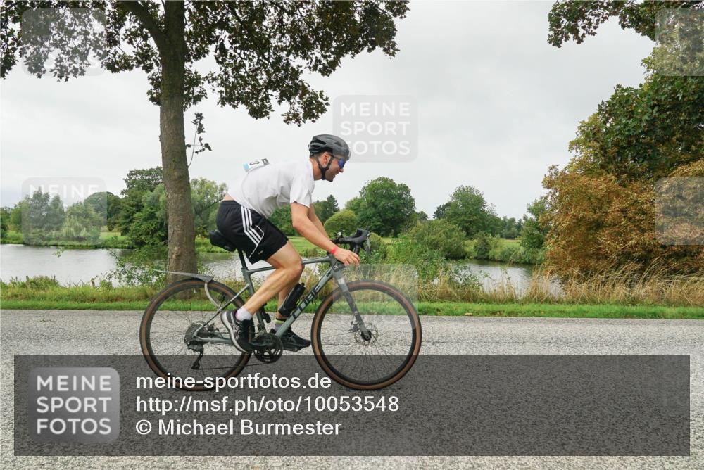 30.08.2026 - Elbe Triathlon Hamburg Michael Burmester http://msf.ph/oto/10053548 30.08.2026 10:32:20 Radfahren 720, 803, 874, 1083, 1091 meine-sportfotos.de