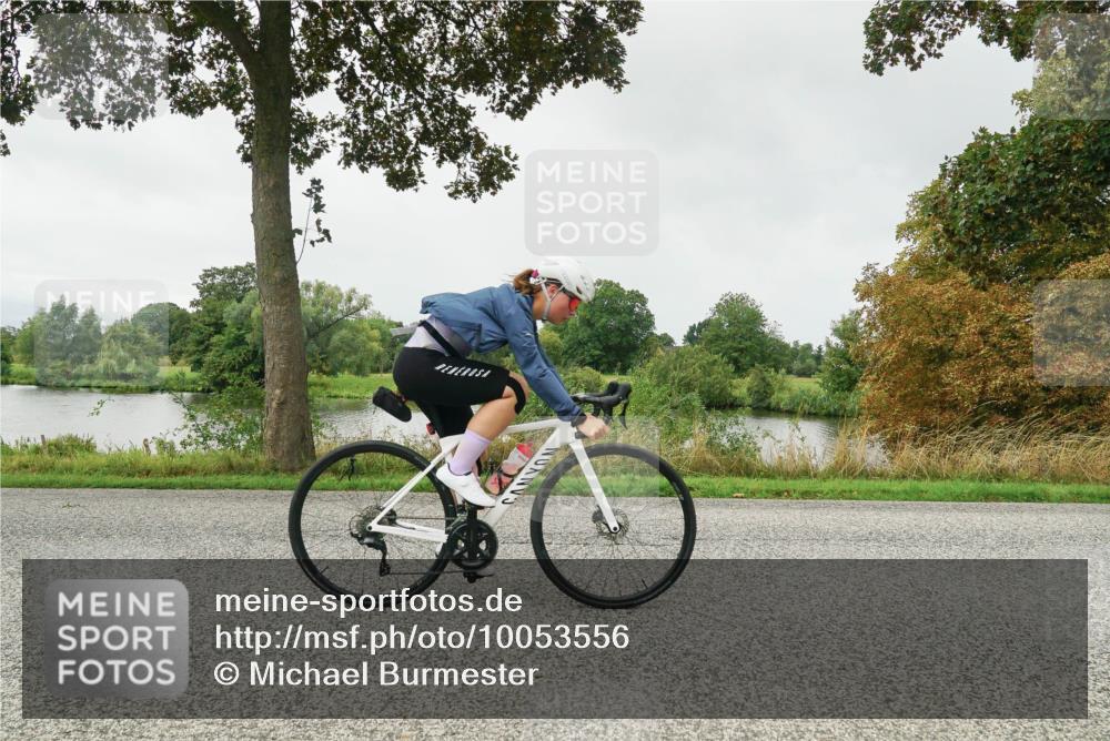 30.08.2026 - Elbe Triathlon Hamburg Michael Burmester http://msf.ph/oto/10053556 30.08.2026 10:32:27 Radfahren 803, 813, 1023 meine-sportfotos.de