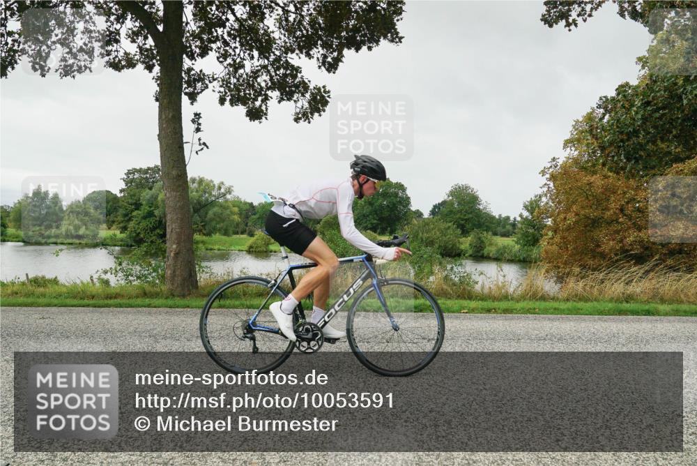 30.08.2026 - Elbe Triathlon Hamburg Michael Burmester http://msf.ph/oto/10053591 30.08.2026 10:33:03 Radfahren 863, 1006, 1029, 1056, 1120 meine-sportfotos.de