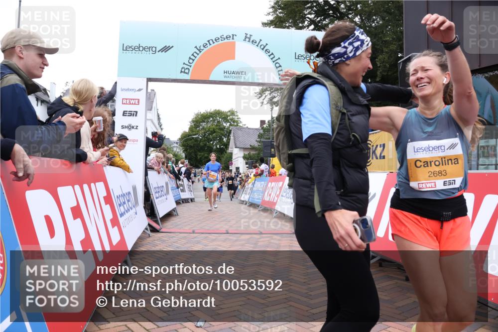 30.08.2026 - Blankeneser Heldenlauf Lena Gebhardt http://msf.ph/oto/10053592 30.08.2026 12:04:33 Ziel 2285, 2683, 2766, 2811, 4125 meine-sportfotos.de