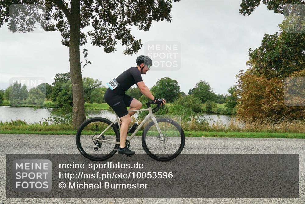 30.08.2026 - Elbe Triathlon Hamburg Michael Burmester http://msf.ph/oto/10053596 30.08.2026 10:33:06 Radfahren 826, 1006, 1029, 1044, 1056 meine-sportfotos.de