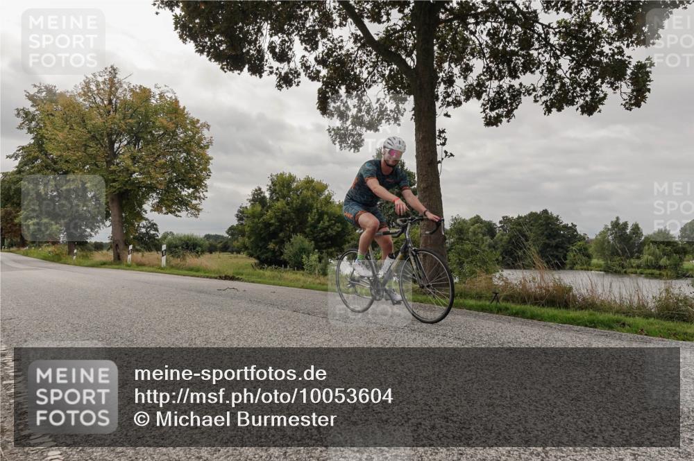 30.08.2026 - Elbe Triathlon Hamburg Michael Burmester http://msf.ph/oto/10053604 30.08.2026 10:50:47 Radfahren 1121 meine-sportfotos.de