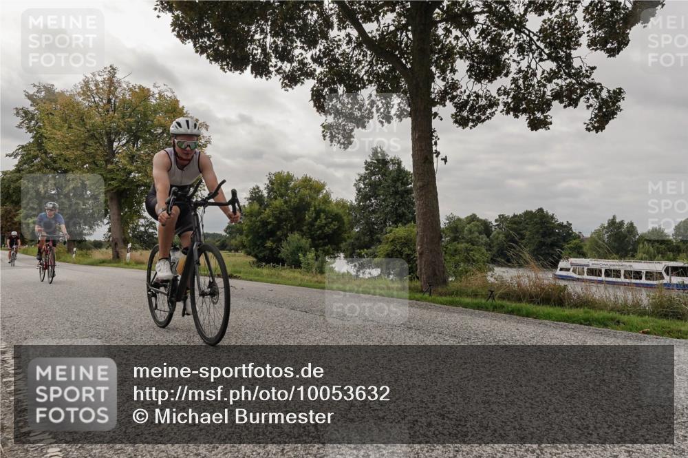 30.08.2026 - Elbe Triathlon Hamburg Michael Burmester http://msf.ph/oto/10053632 30.08.2026 10:51:15 Radfahren 943, 988, 1015, 1273, 1305, 1347 meine-sportfotos.de
