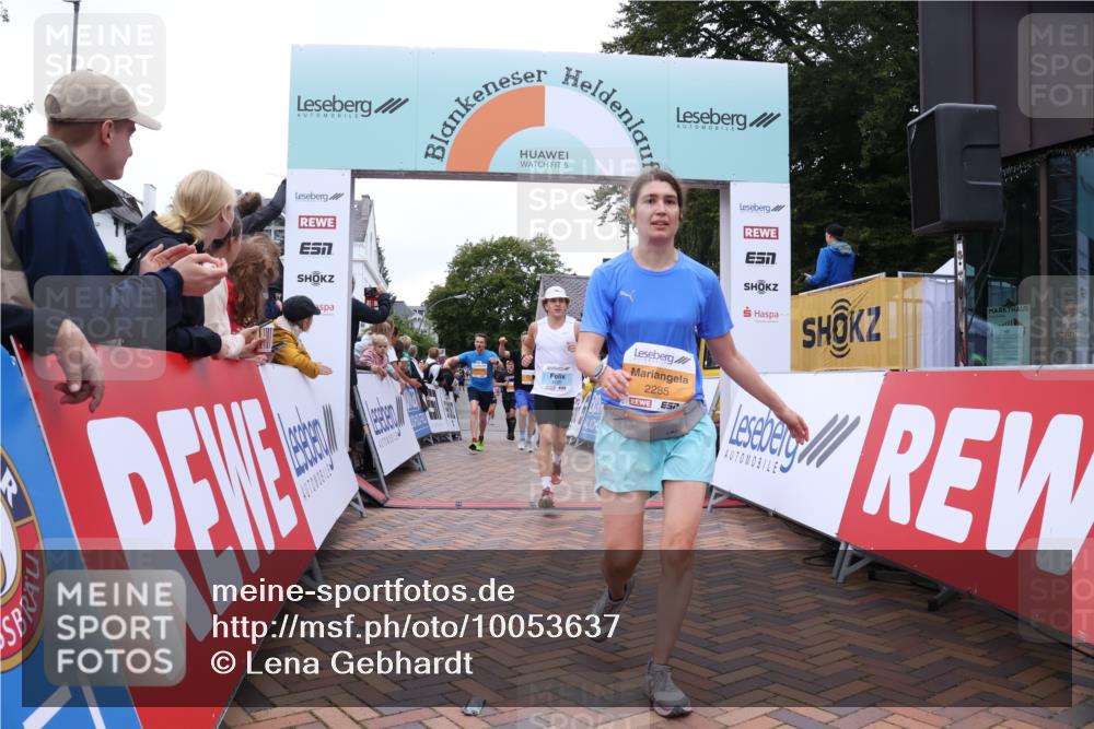 30.08.2026 - Blankeneser Heldenlauf Lena Gebhardt http://msf.ph/oto/10053637 30.08.2026 12:04:36 Ziel 2196, 2285, 2683, 2766, 2811, 2829, 4125 meine-sportfotos.de