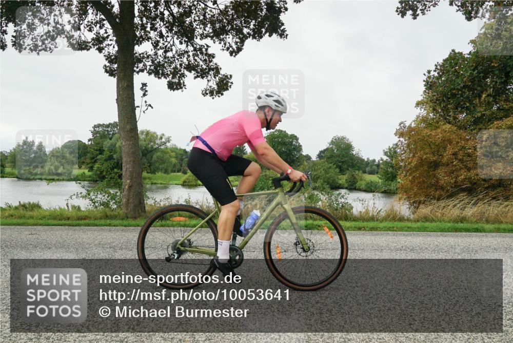30.08.2026 - Elbe Triathlon Hamburg Michael Burmester http://msf.ph/oto/10053641 30.08.2026 10:34:14 Radfahren 737, 1064, 1197 meine-sportfotos.de