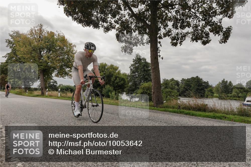 30.08.2026 - Elbe Triathlon Hamburg Michael Burmester http://msf.ph/oto/10053642 30.08.2026 10:51:21 Radfahren 1015, 1113, 1272, 1277 meine-sportfotos.de