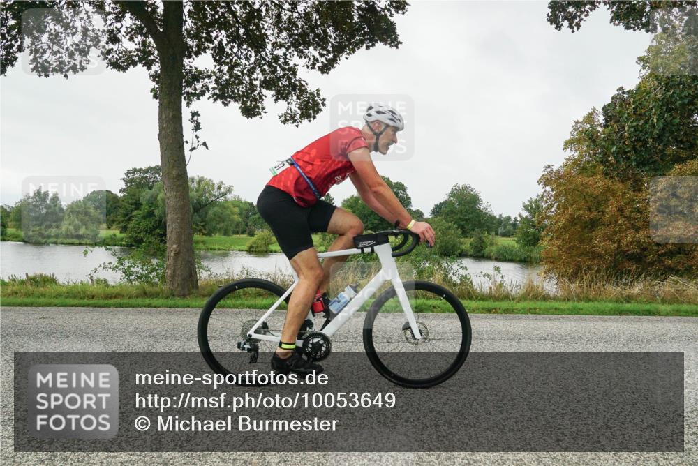 30.08.2026 - Elbe Triathlon Hamburg Michael Burmester http://msf.ph/oto/10053649 30.08.2026 10:34:20 Radfahren 737, 1197 meine-sportfotos.de