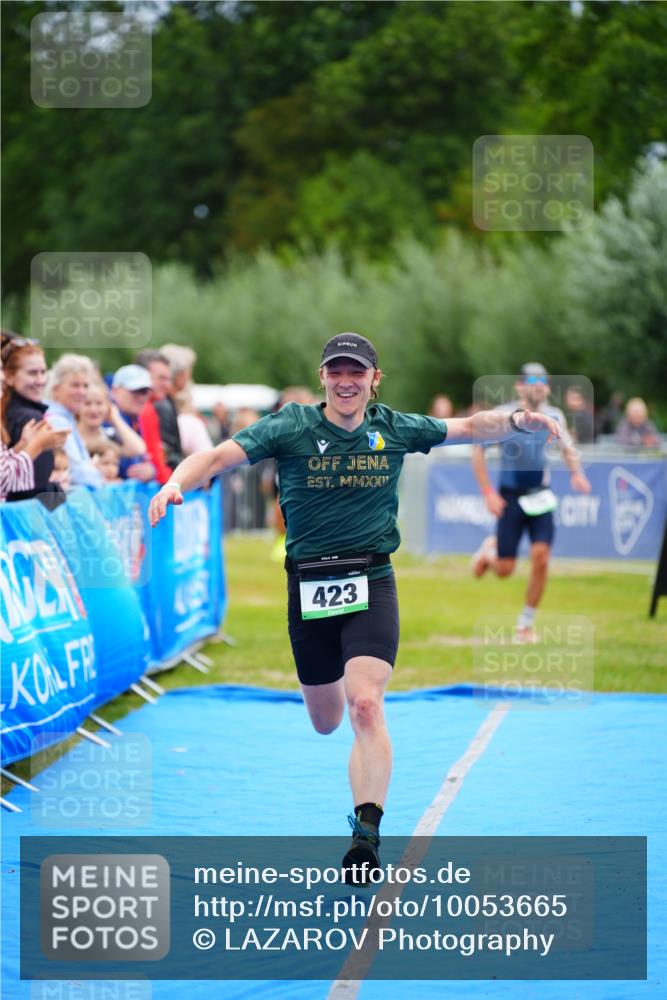 30.08.2026 - Elbe Triathlon Hamburg LAZAROV Photography http://msf.ph/oto/10053665 30.08.2026 10:51:55 Ziel 423, 452, 536 meine-sportfotos.de