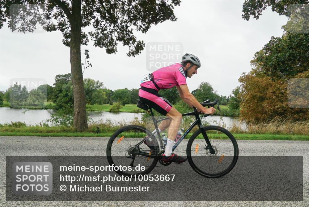 30.08.2026 - Elbe Triathlon Hamburg Michael Burmester http://msf.ph/oto/10053667 30.08.2026 10:34:35 Radfahren 947, 948, 988, 999, 1009, 1022, 1025, 1048, 1071 meine-sportfotos.de