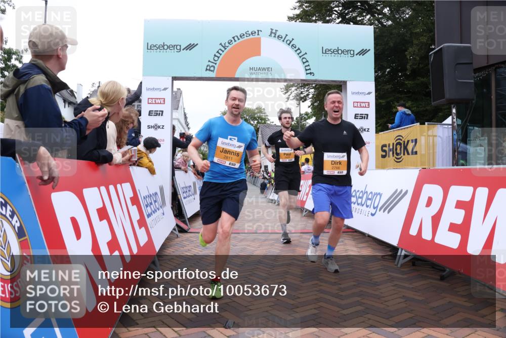 30.08.2026 - Blankeneser Heldenlauf Lena Gebhardt http://msf.ph/oto/10053673 30.08.2026 12:04:38 Ziel 2196, 2285, 2333, 2683, 2766, 2811, 2829, 4125 meine-sportfotos.de