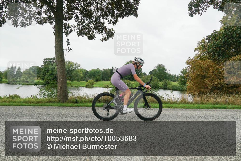 30.08.2026 - Elbe Triathlon Hamburg Michael Burmester http://msf.ph/oto/10053683 30.08.2026 10:34:56 Radfahren 870 meine-sportfotos.de