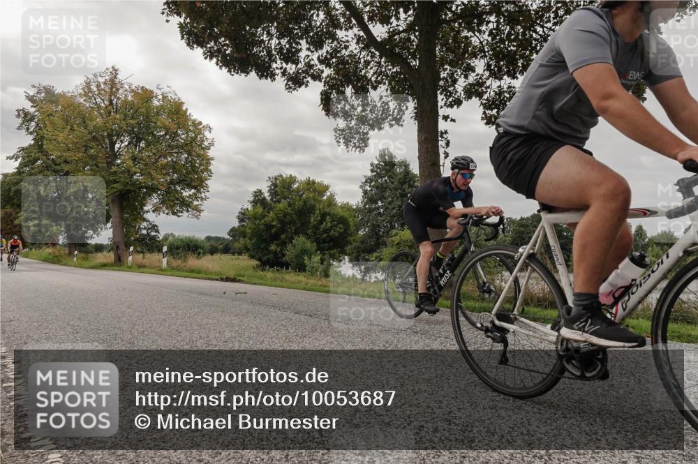 30.08.2026 - Elbe Triathlon Hamburg Michael Burmester http://msf.ph/oto/10053687 30.08.2026 10:51:55 Radfahren 901, 912, 1022, 1033, 1101, 1104, 1216, 1264, 1302 meine-sportfotos.de