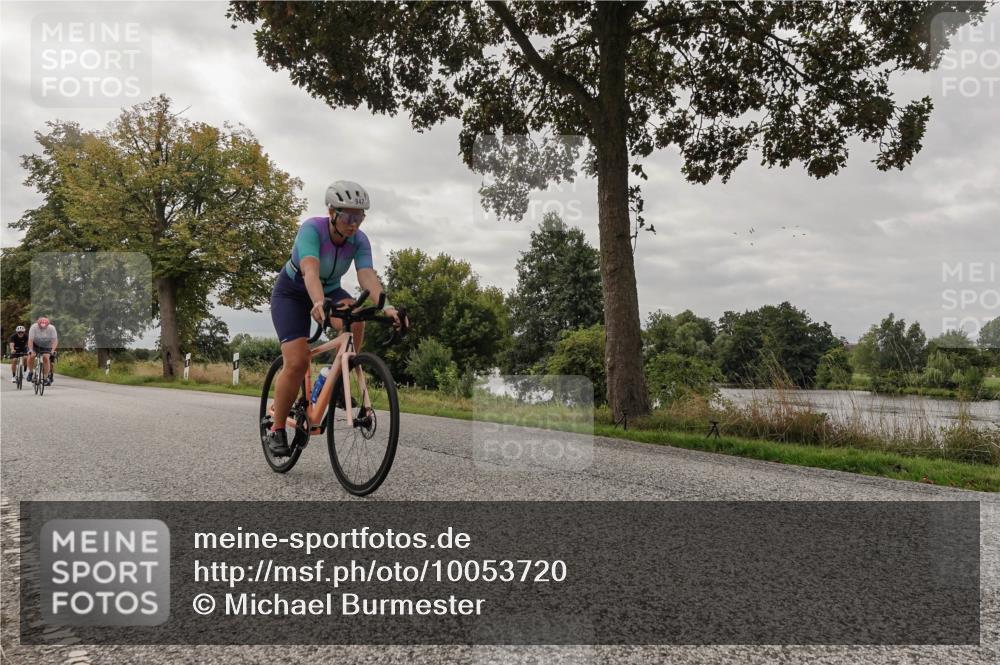 30.08.2026 - Elbe Triathlon Hamburg Michael Burmester http://msf.ph/oto/10053720 30.08.2026 10:52:13 Radfahren 947, 1242, 1258, 1278, 1287, 1310, 1311, 1325 meine-sportfotos.de