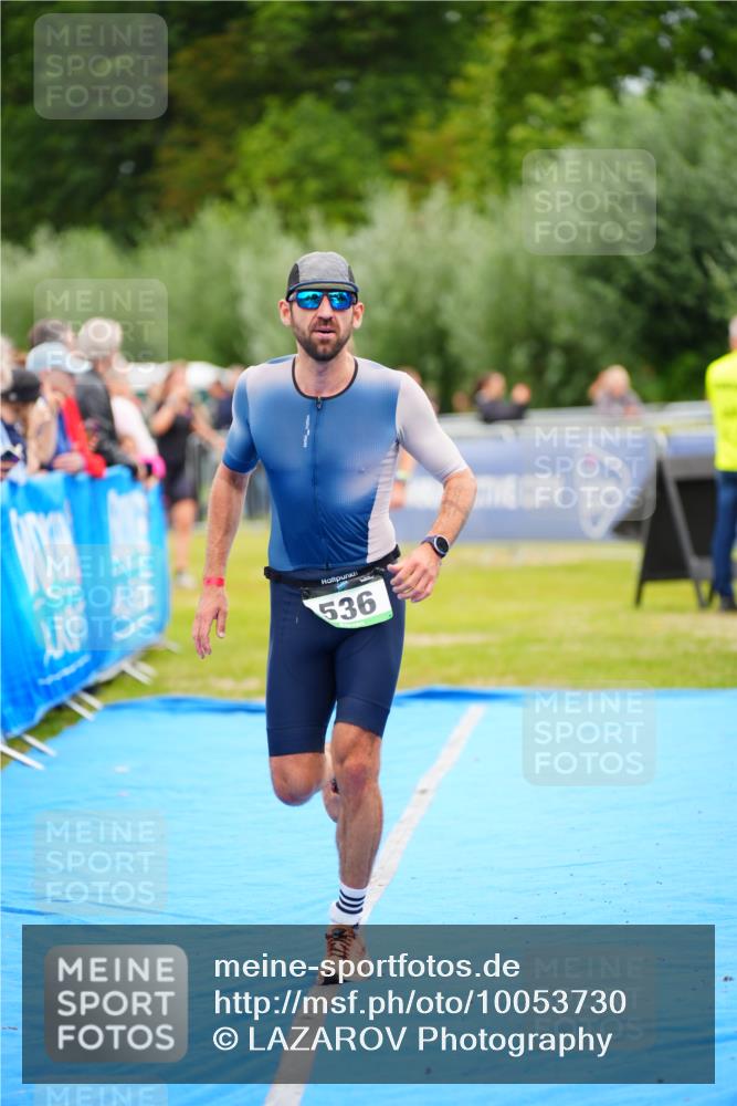 30.08.2026 - Elbe Triathlon Hamburg LAZAROV Photography http://msf.ph/oto/10053730 30.08.2026 10:52:00 Ziel 452, 536 meine-sportfotos.de