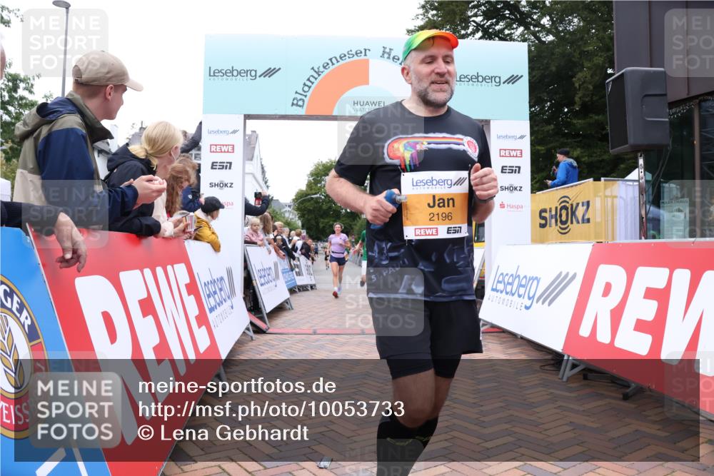 30.08.2026 - Blankeneser Heldenlauf Lena Gebhardt http://msf.ph/oto/10053733 30.08.2026 12:04:41 Ziel 2196, 2285, 2333, 2766, 2795, 2811, 2829, 4125 meine-sportfotos.de