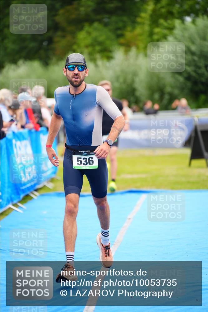 30.08.2026 - Elbe Triathlon Hamburg LAZAROV Photography http://msf.ph/oto/10053735 30.08.2026 10:52:00 Ziel 452, 536 meine-sportfotos.de