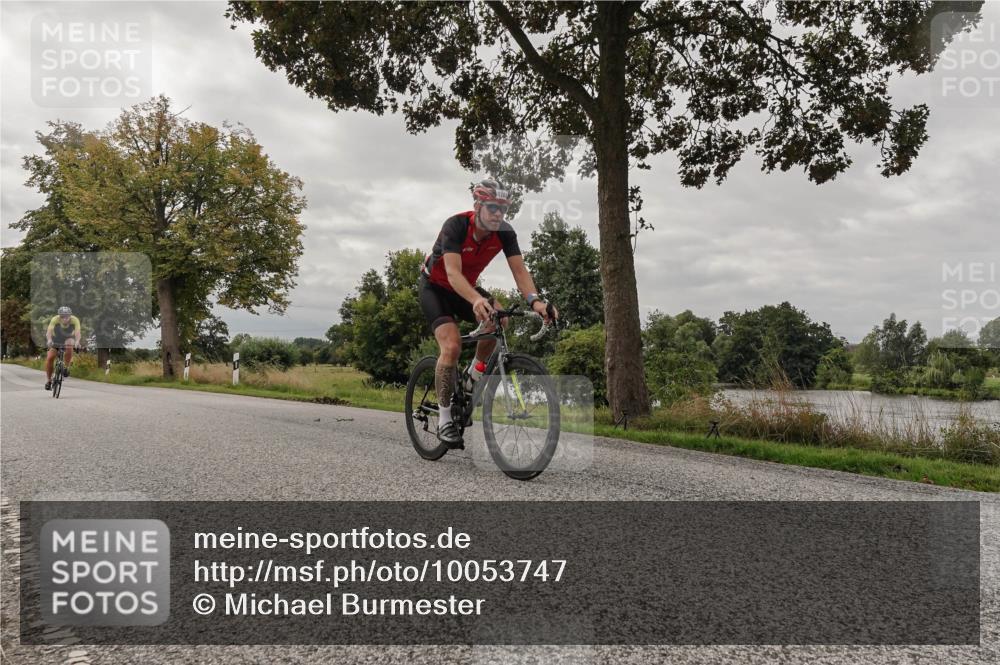 30.08.2026 - Elbe Triathlon Hamburg Michael Burmester http://msf.ph/oto/10053747 30.08.2026 10:52:28 Radfahren 1068, 1110, 1268, 1300 meine-sportfotos.de