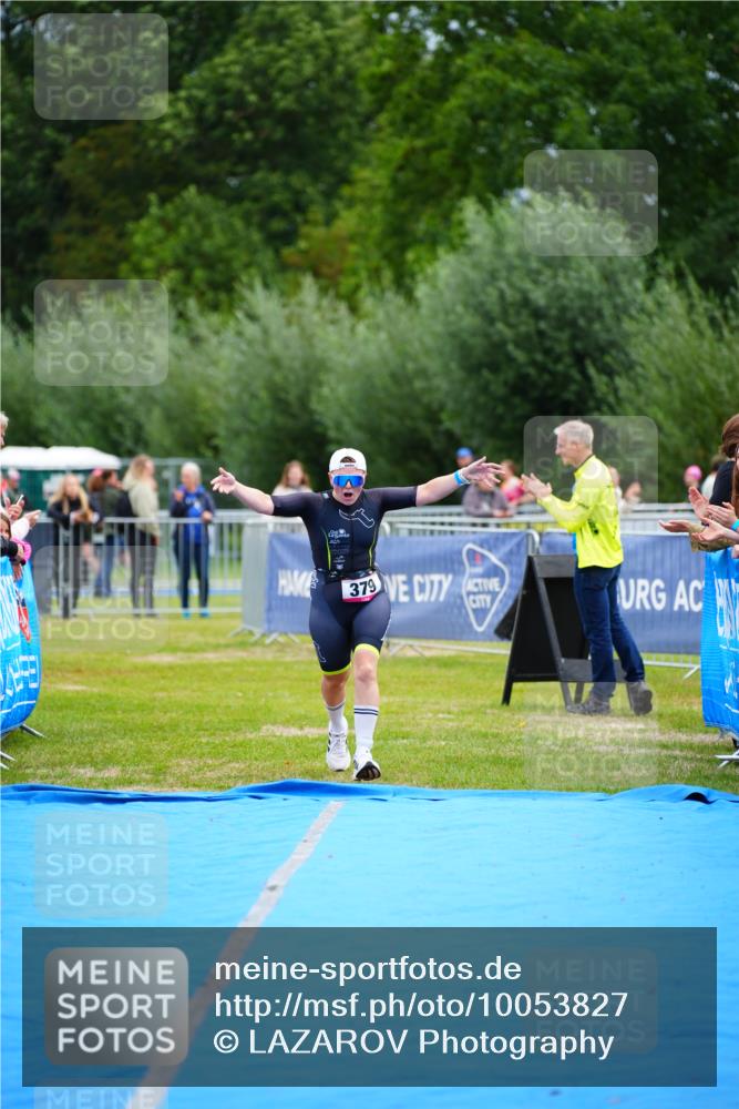 30.08.2026 - Elbe Triathlon Hamburg LAZAROV Photography http://msf.ph/oto/10053827 30.08.2026 10:52:31 Ziel 379 meine-sportfotos.de