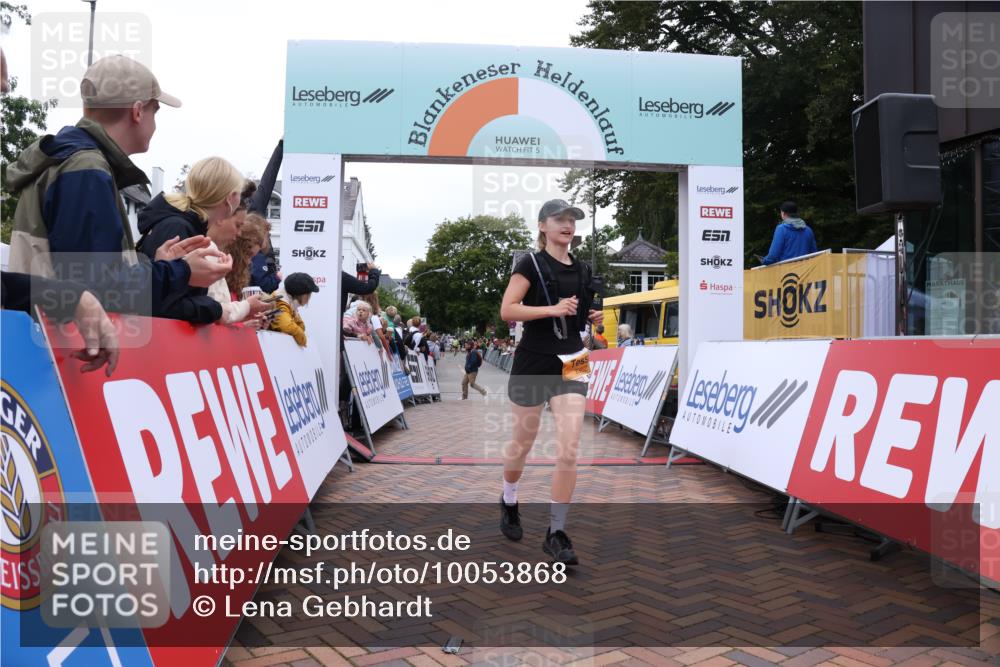 30.08.2026 - Blankeneser Heldenlauf Lena Gebhardt http://msf.ph/oto/10053868 30.08.2026 12:04:51 Ziel 2362, 2795, 4366 meine-sportfotos.de