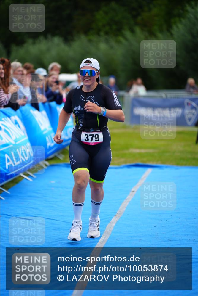 30.08.2026 - Elbe Triathlon Hamburg LAZAROV Photography http://msf.ph/oto/10053874 30.08.2026 10:52:34 Ziel 379 meine-sportfotos.de